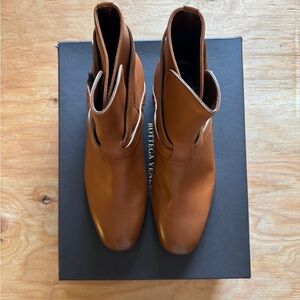 Bottega Veneta Men's Light Brown Leather Boots